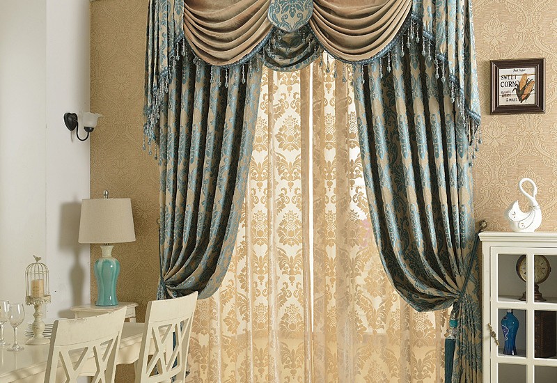 Tips To Drape The Curtains According To The Roof Designs