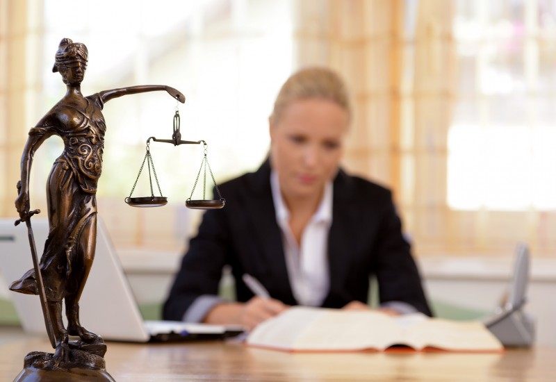 How Can A Criminal Defence Lawyer Help You?