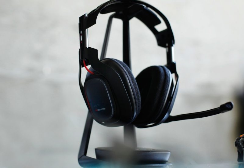 Gaming Headset Types: Pros and Cons