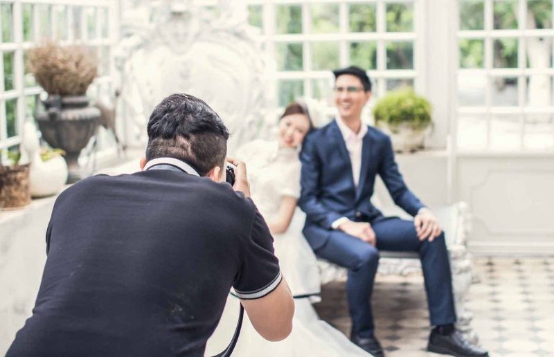 Things You Should Check When Hiring A Pro For Wedding Photography