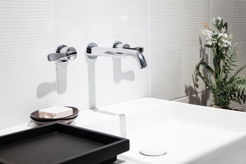 Give Your Bathroom A Stylish Look With The Right Bathroom Tap